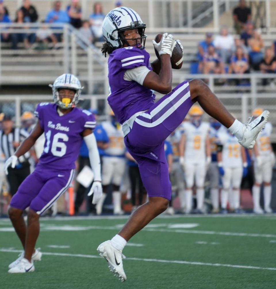 Ben Davis Giants Nate Williams makes a catch during the game between the Ben Davis Giants and the Carmel Greyhounds on Friday, Sept. 29, 2023, at Ben Davis High School in Indianapolis. Giants beat the Greyhounds 45-16.