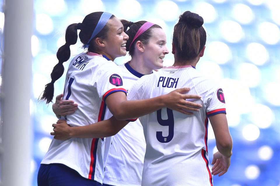 MONTERREY, MEXICO - JULY 07: Sophia Smith of United States celebrates with teammates after scoring her team's first goal during the match between Jamaica and United States as part of the 2022 Concacaf W Championship at BBVA Stadium on July 7, 2022 in Monterrey, Mexico. (Photo by Jaime Lopez/Jam Media/Getty Images)