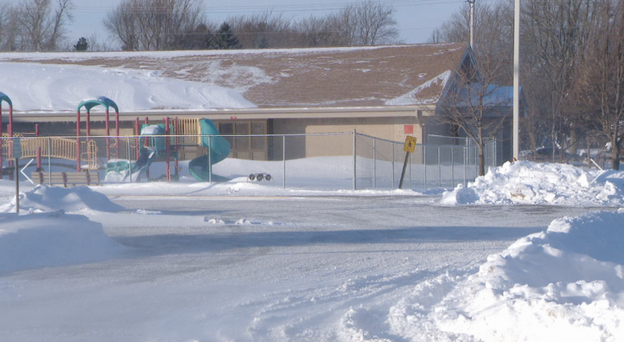 Parents were concerned after they learned their children were subjected to a fire drill in subzero temperatures. (Photo: WLUK/Mike Moon)