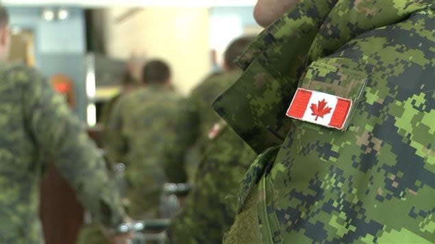 Doctors and nurses from the Canadian Armed Forces will begin working from three Yukon hospitals in April. (Frédéric Pepin/Radio-Canada - image credit)