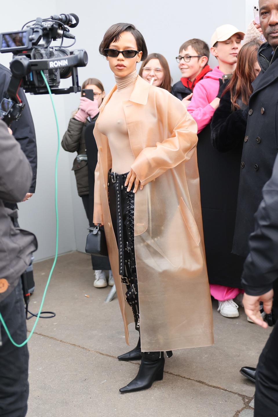 Taylor Russell attends the Loewe Menswear at Paris Fashion Week 2023 on January 21, 2023.