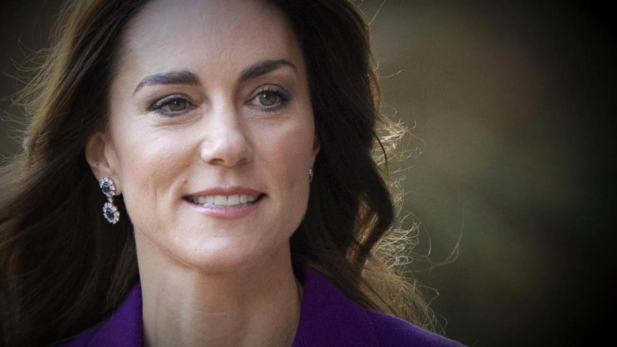 Princess Kate apologizes for editing family photo