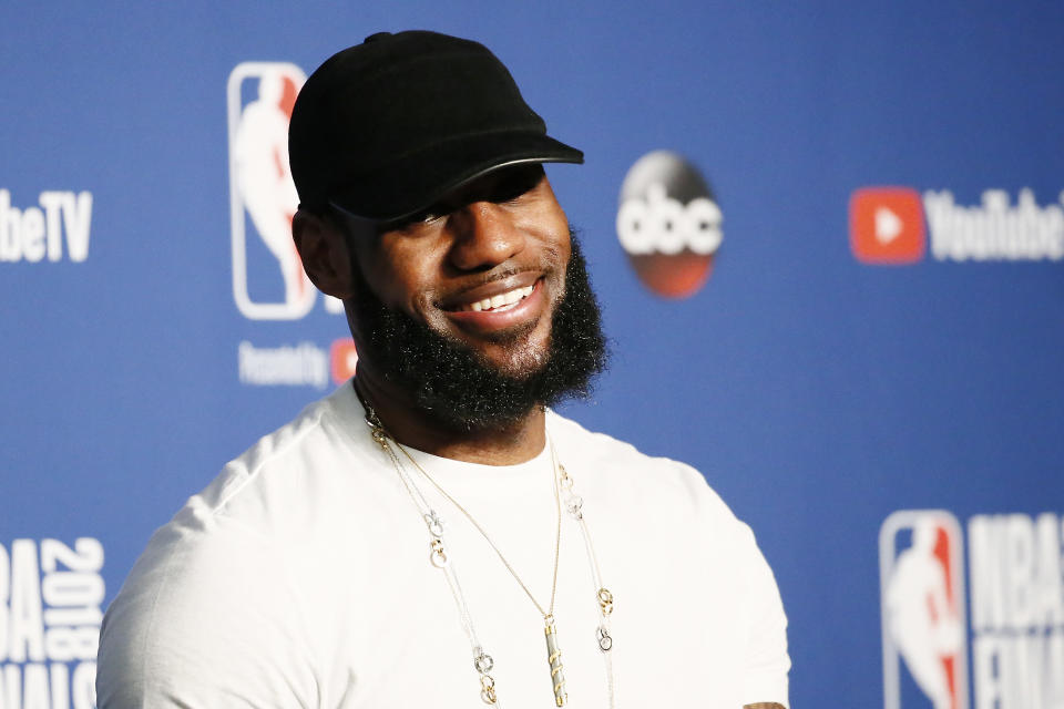 NBA Twitter is melting in response to the official news that LeBron James will join the Lakers. (Getty Images)