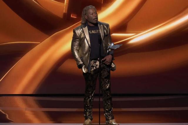 Actor Christopher Judge wins award for longest speech ever