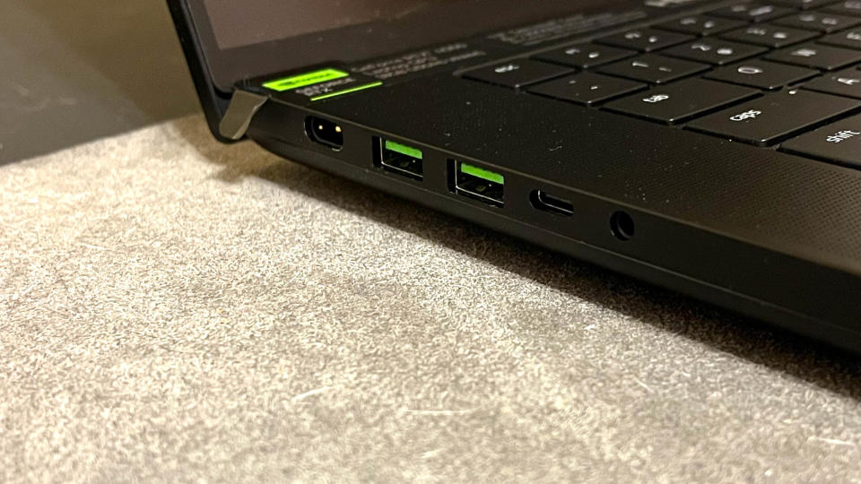 Razer Blade 16 (2023) on a desk