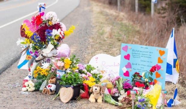 A memorial remembering Lillian Campbell is seen along the road in Wentworth, N.S., on April 24, 2020. Campbell was one of 22 people killed by a man who went on a murderous rampage in Portapique and several other Nova Scotia communities. (Liam Hennessey/The Canadian Press - image credit)