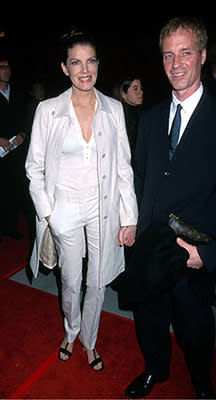 Rene Russo and a guy at the Beverly Hills premiere of Castle Rock's Proof Of Life