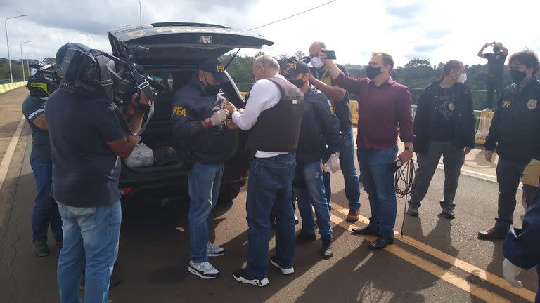 Ángel "Pato" Cabrera llegó el miércoles a Puerto Iguazú, extraditado desde Brasil.