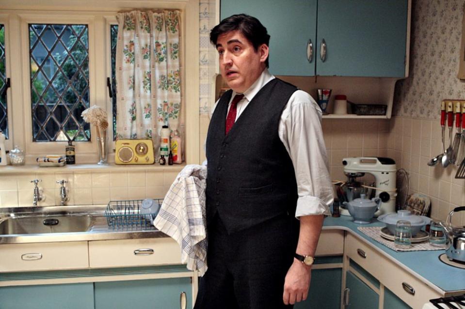 21. Alfred Molina