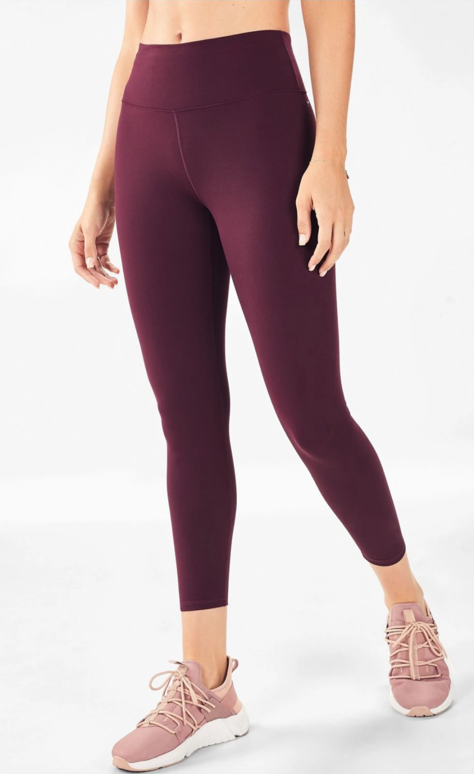 Image via Fabletics. Available in four colours. 