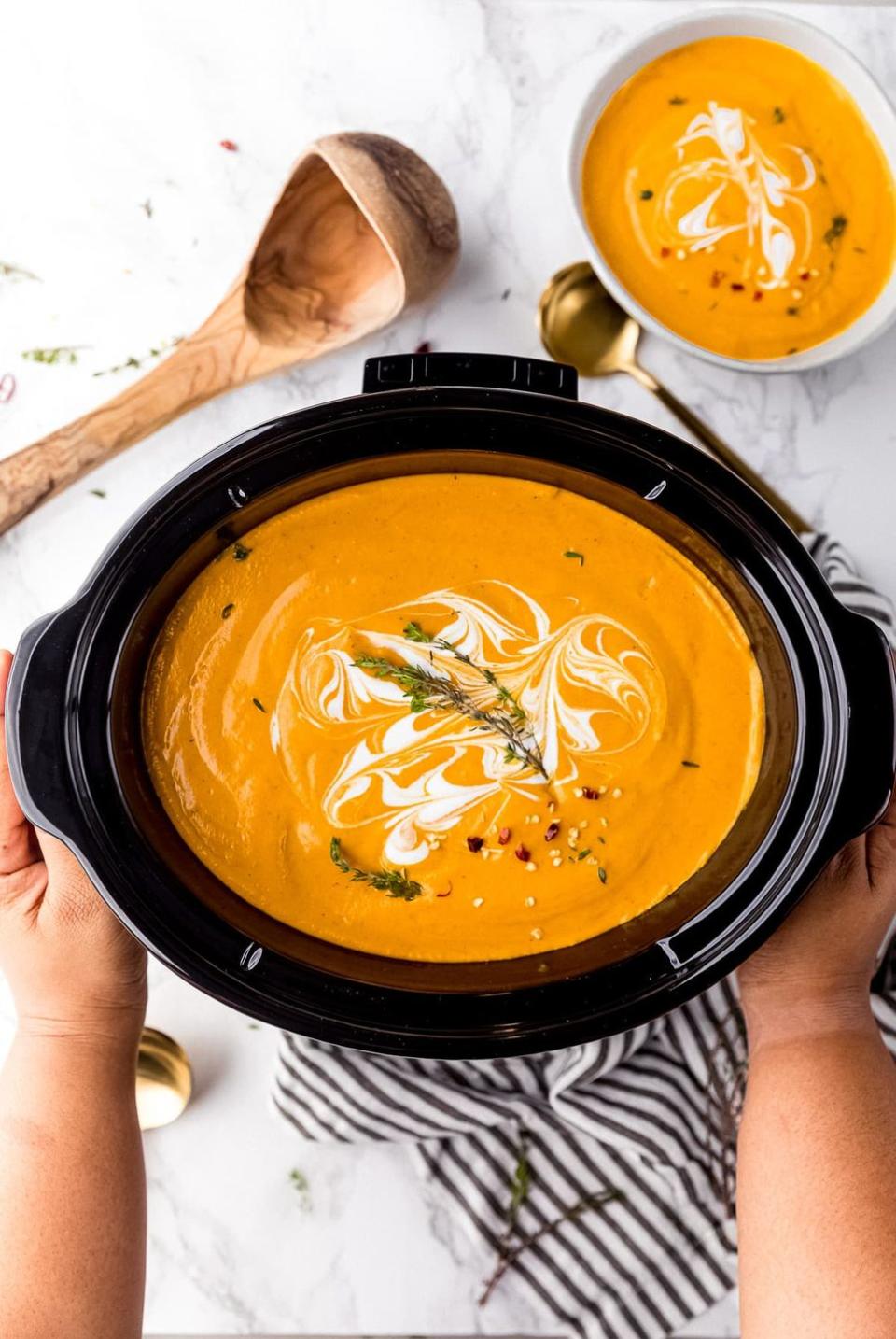 Slow Cooker Pumpkin Soup