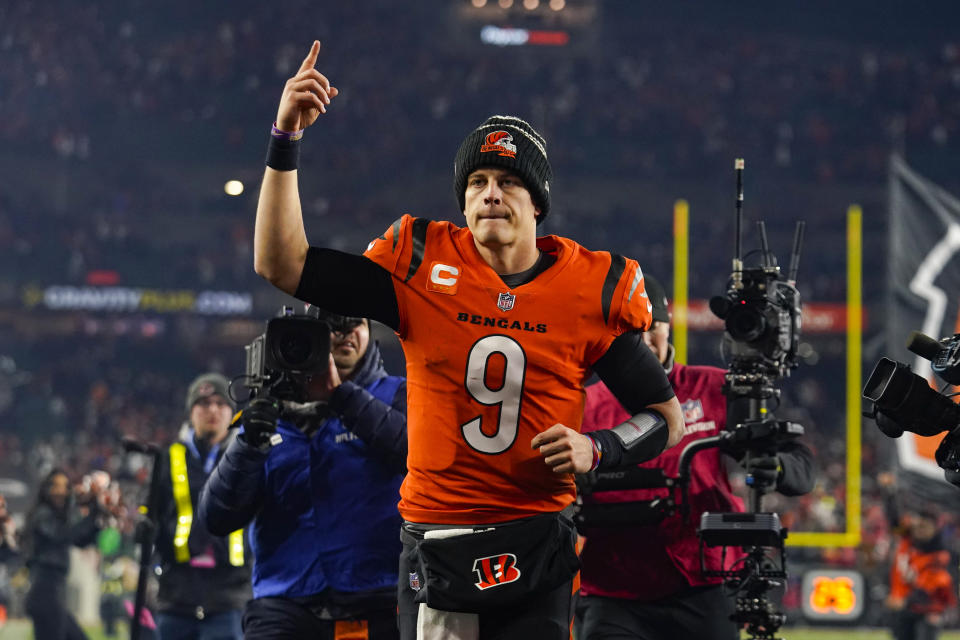 Cincinnati Bengals quarterback Joe Burrow (9) walks off the field following an NFL football game against the Kansas City Chiefs in Cincinnati, Fla., Sunday, Dec. 4, 2022. The Bengals defeated the Chief 27-24. (AP Photo/Jeff Dean)