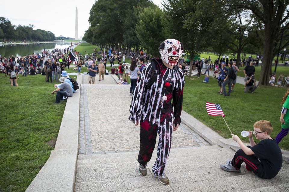 <p>A Juggalo gathers during the Juggalo March, at the Lincoln Memorial on the National Mall, Sept. 16, 2017 in Washington. (Photo: Al Drago/Getty Images) </p>