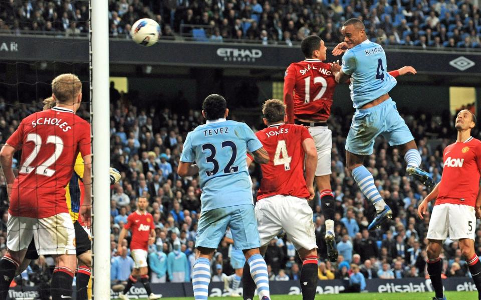 Vinnie Kompany scores