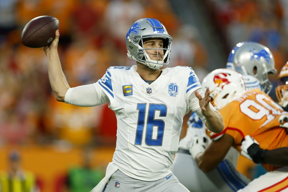 Jared Goff of the Detroit Lions attempts a pass during the fourth quarter against the Tampa Bay Buccaneers at Raymond James Stadium on October 15, 2023, in Tampa, Florida.