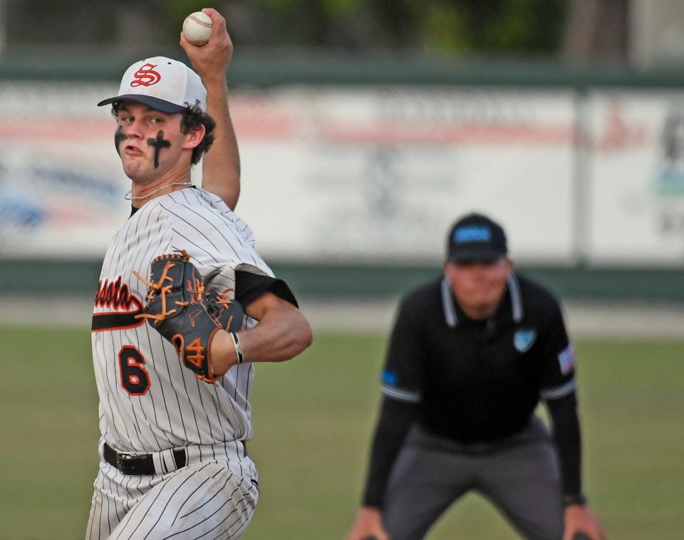 Sarasota Sailor Tanner Crump pitching in the 1st inning against Braden River High Wednesday evening, April 5, 2023, at Sarasota's Ronald K. Drews Field.