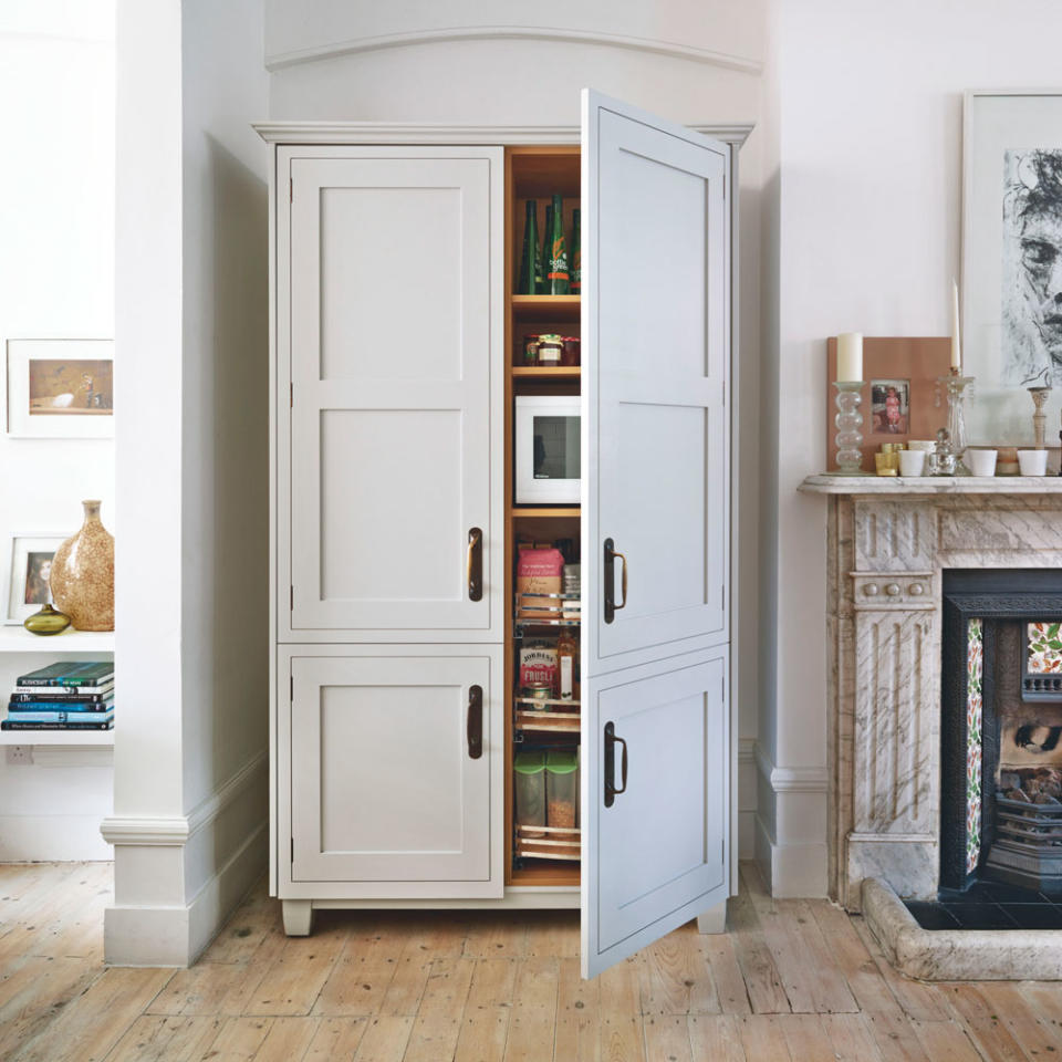 Save costs with a freestanding pantry