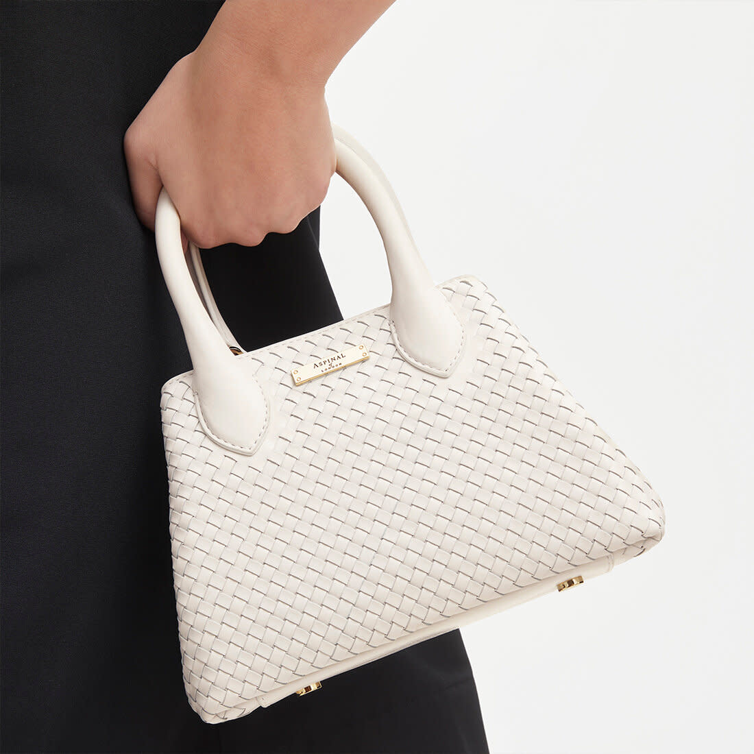 <p><a href="https://go.redirectingat.com?id=74968X1596630&url=https%3A%2F%2Fwww.aspinaloflondon.com%2Fproducts%2Fparis-bag-in-sugar-white-woven-leather&sref=https%3A%2F%2Fwww.townandcountrymag.com%2Fstyle%2Ffashion-trends%2Fg44563455%2Fbest-dressed-celebrities-wimbledon-2023%2F" rel="nofollow noopener" target="_blank" data-ylk="slk:Shop Now;elm:context_link;itc:0;sec:content-canvas" class="link rapid-noclick-resp">Shop Now</a></p><p>Paris Bag Sugar White Woven Leather</p><p>$620.00</p><p>aspinaloflondon.com</p>