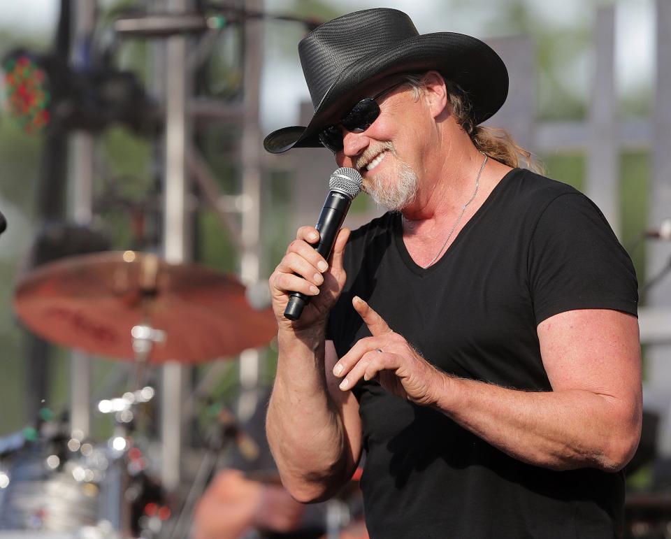 Country music star Trace Adkins entertains between USFL playoff games at Tom Benson Memorial Stadium in Canton Saturday, June 25, 2022.