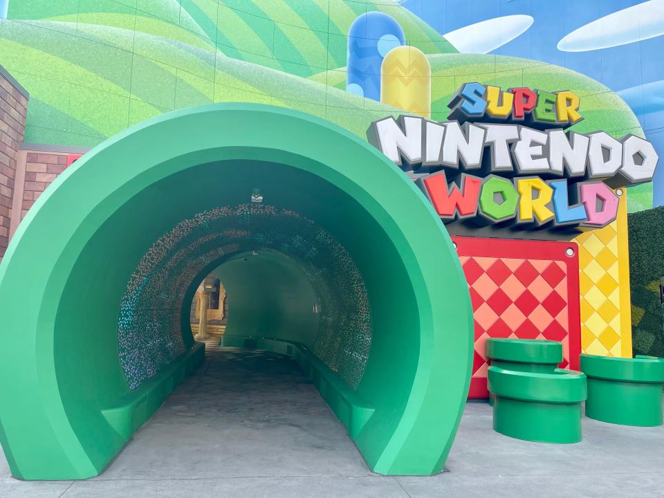 green pipe super nintendo world entrance