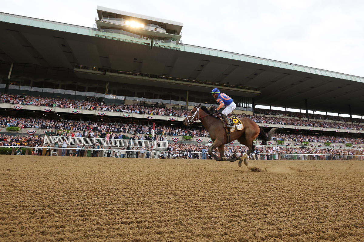 belmont park racetrack schedule