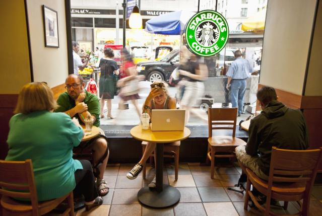 44 Starbucks Grande Stock Photos, High-Res Pictures, and Images - Getty  Images