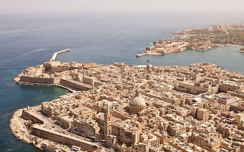 Valletta fortifications walk - Credit: Ratstuben/Ratstuben