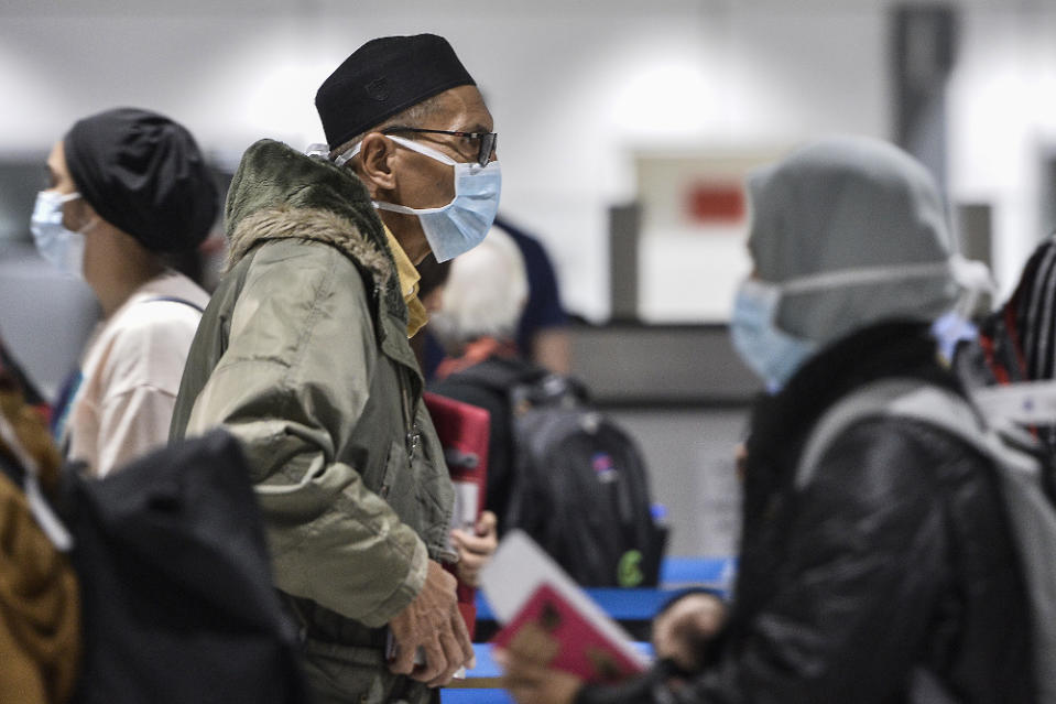 Ismail said 270 quarantine centres are in operation as of today with 14,962 individuals observing mandatory quarantine. — Picture by Miera Zulyana