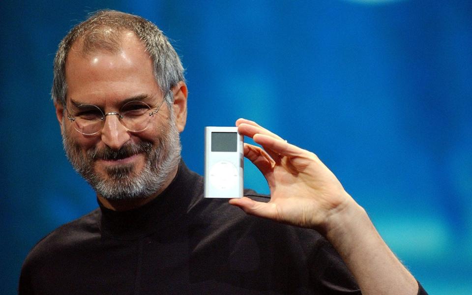 Apple iPod Steve Jobs – AP Photo/Marcio Jose Sanchez