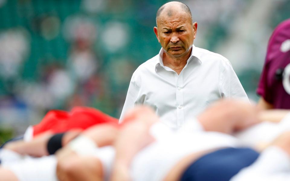 Eddie Jones oversees training - GETTY IMAGES