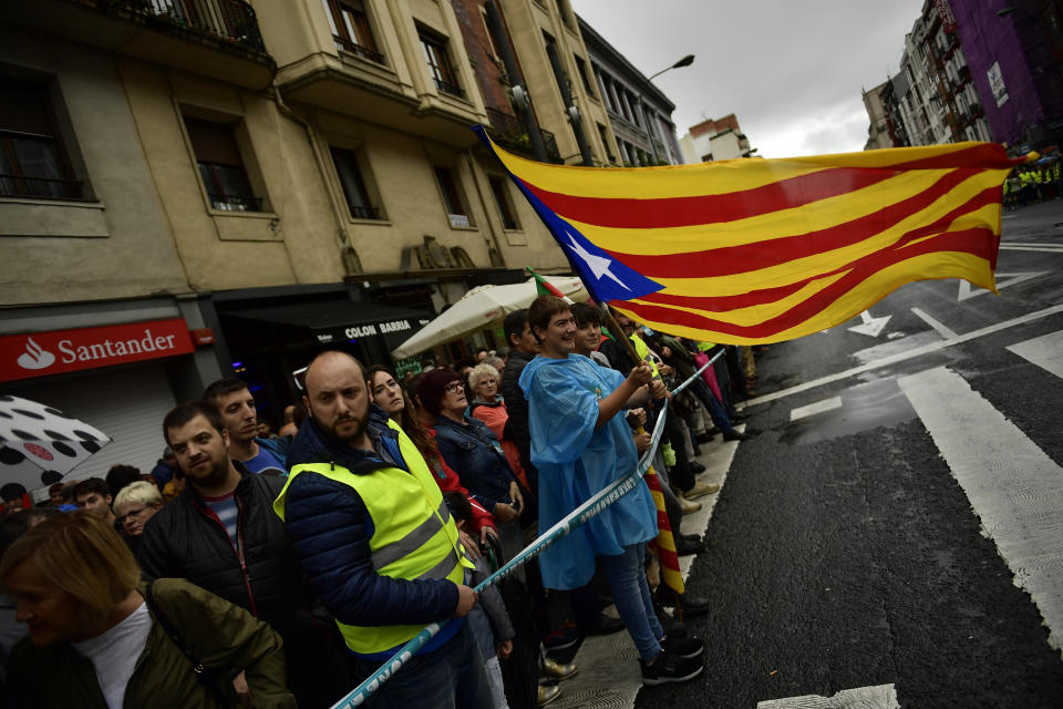 <p>A pro independence supporter waves an ”esteleda”, or Catalan pro independence flag, during a rally in support of the Catalonia’s secession referendum, in Bilbao, northern Spain, Saturday, Sept. 30, 2017. Catalonia’s planned referendum on secession is due to be held Sunday by the pro-independence Catalan government but Spain’s government calls the vote illegal, since it violates the constitution, and the country’s Constitutional Court has ordered it suspended. (Photo: Alvaro Barrientos/AP) </p>