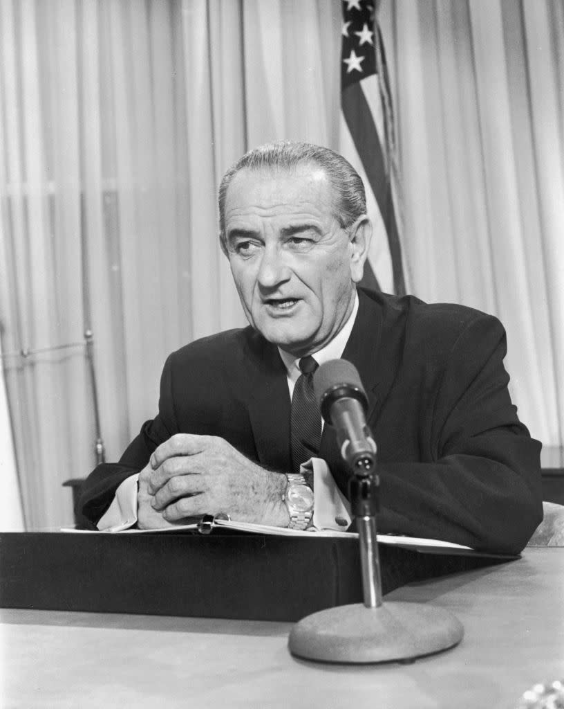 U.S. president Lyndon B Johnson announces he will not seek re-election in a televised 1968 speech, Washington, D.C. <span class="copyright">Consolidated News Pictures/Getty Images</span>