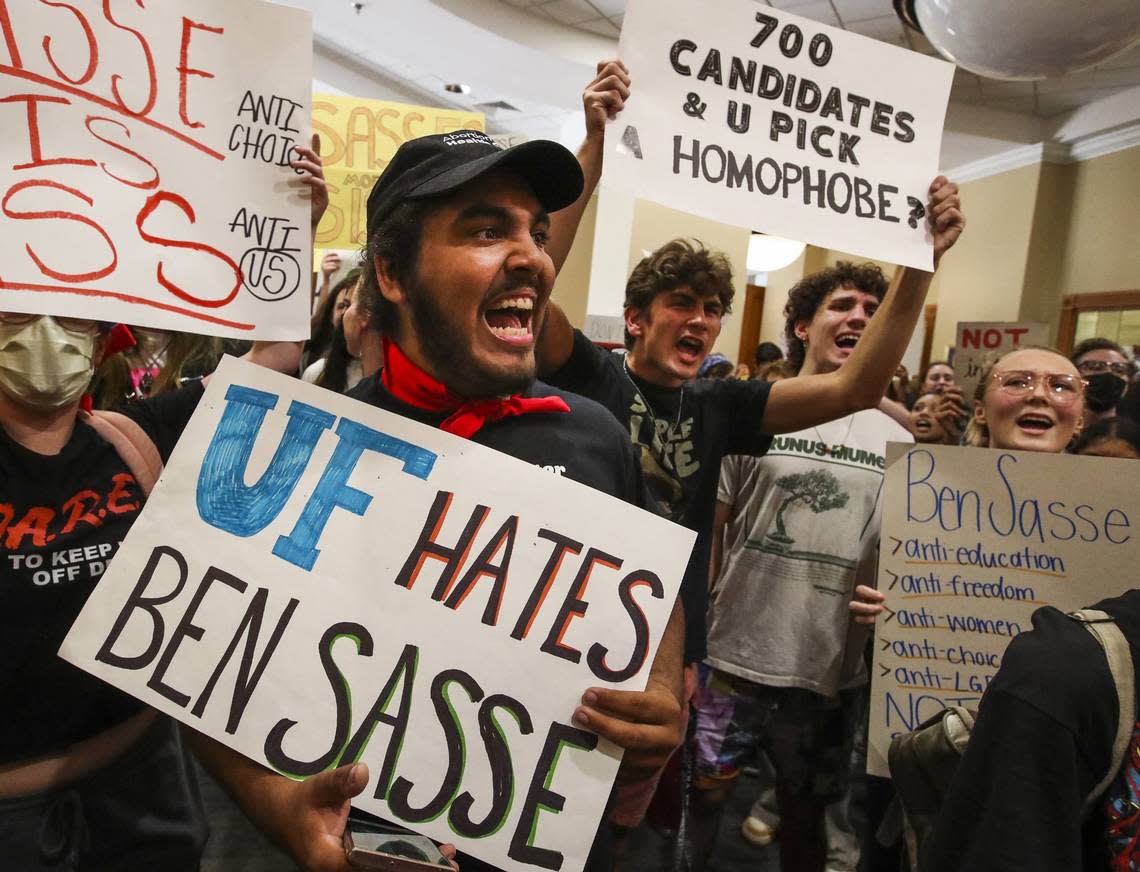 Aron Ali-McClory, a second-year UF student, leads a chant as students protest outside the President’s Ballroom at Emerson Alumni Hall at the University of Florida as U.S. Sen. Ben Sasse of Nebraska was scheduled to speak on Monday, Oct. 10, 2022.