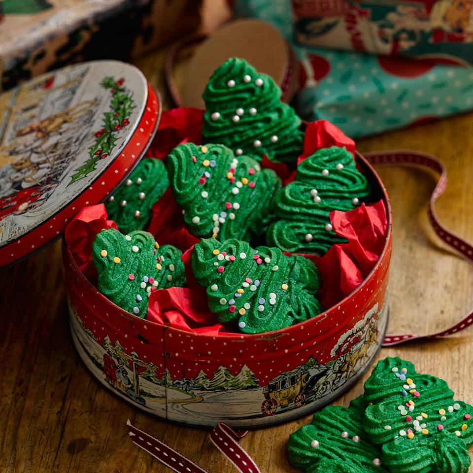 best christmas biscuit recipes christmas spritz cookies