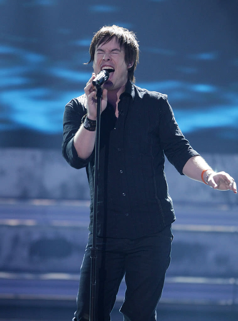 David Cook performs as one of the top 10 on the 7th season of American Idol.