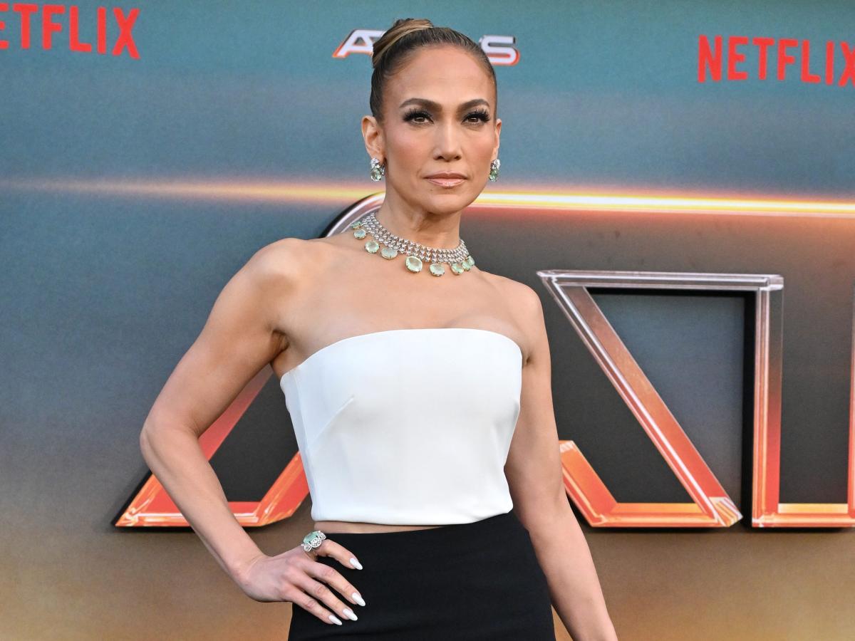 Jennifer Lopez's year is going from bad to worse with her divorce and