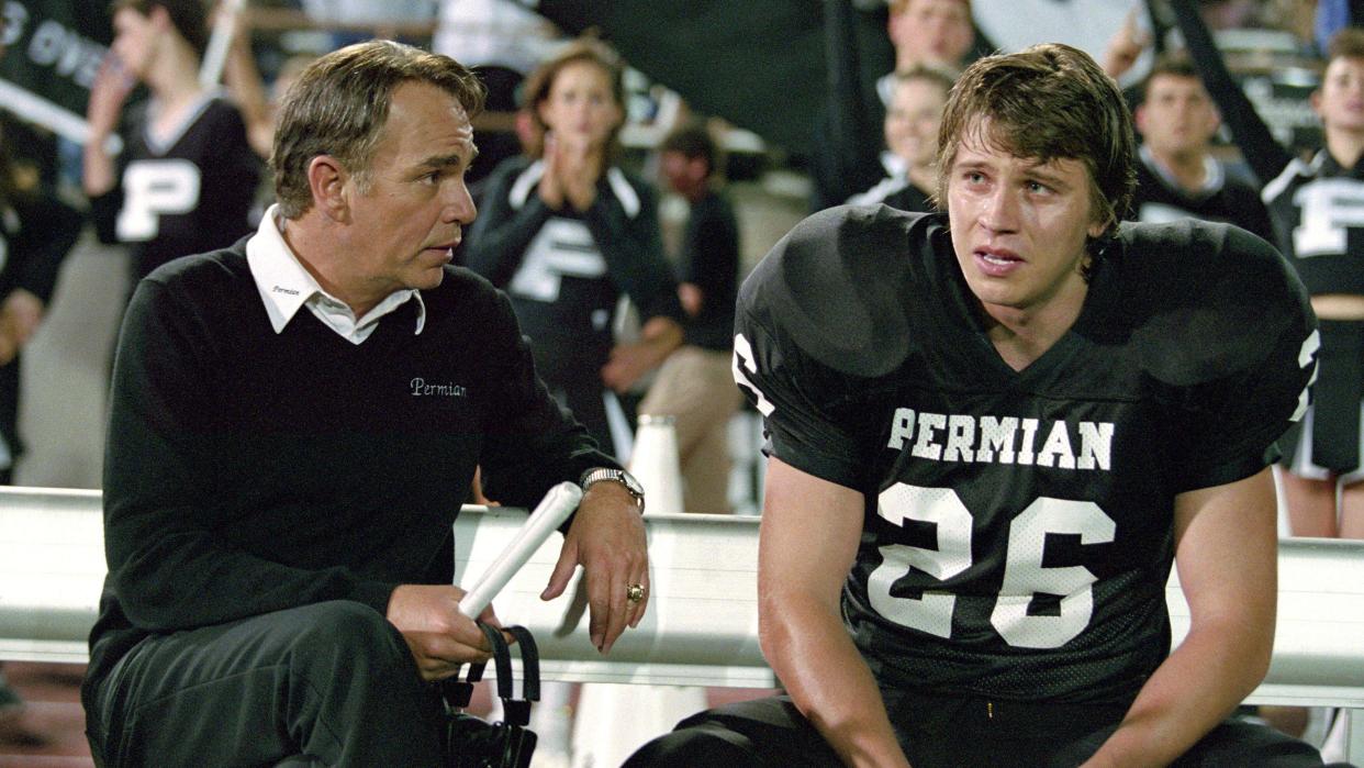  Friday Night Lights movie starring Billy Bob Thornton 