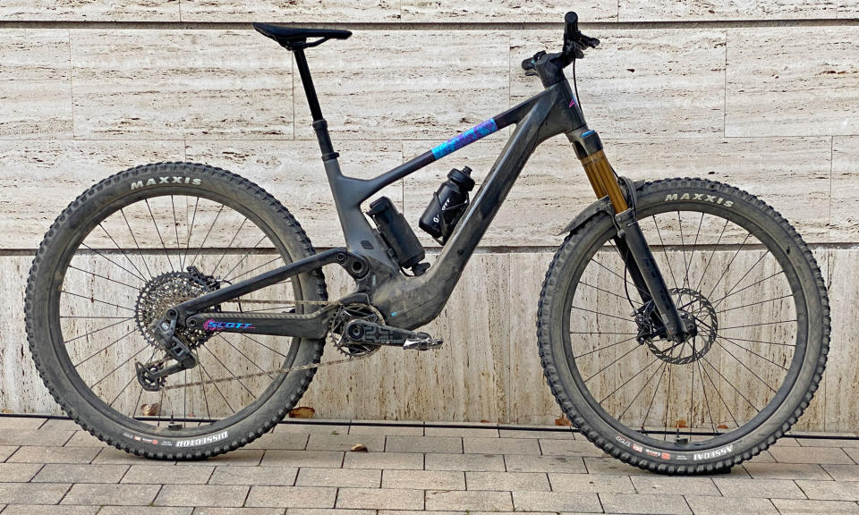 2024 Scott Voltage eRide lightweight TQ-powered carbon eMTB all-mountain ebike, complete