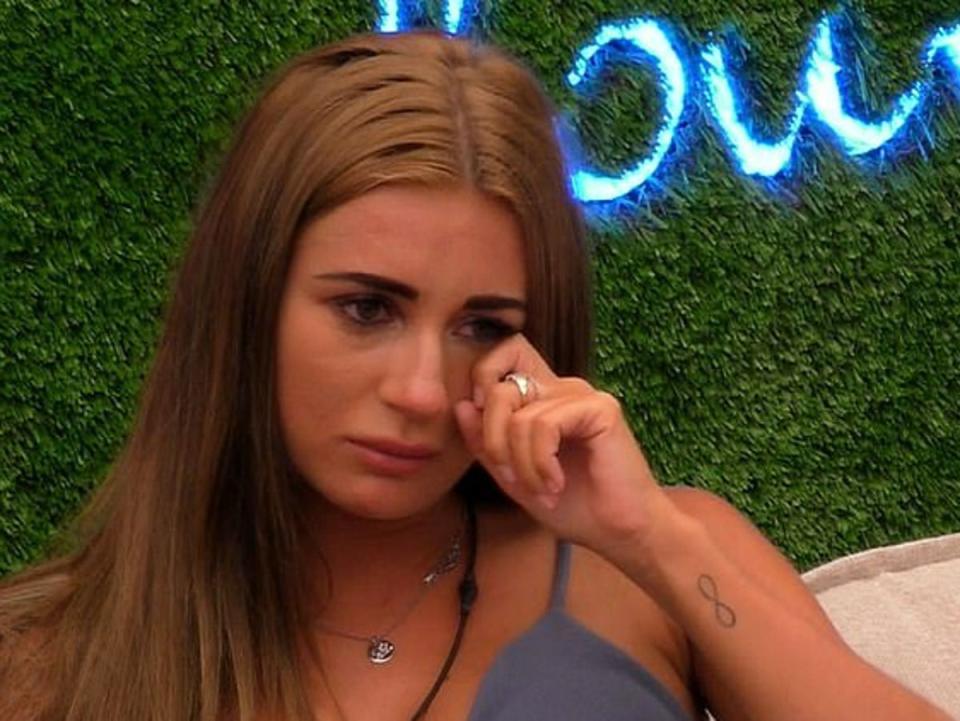 Dani Dyer crying on ‘Love Island’ (ITV)