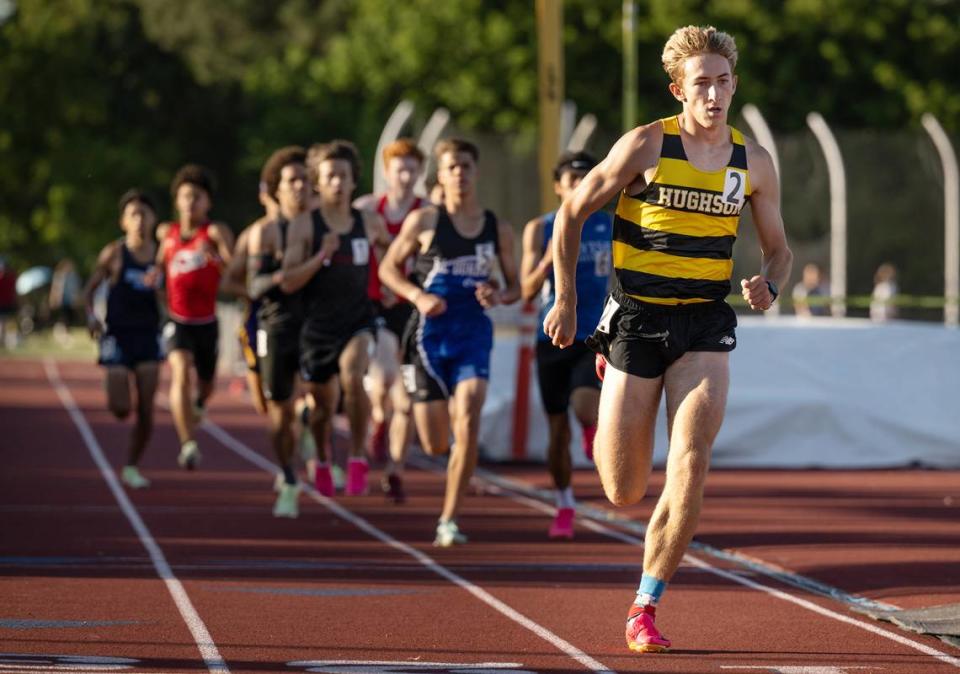 Hughson’s Joe Lighthall dominated the field in the boys 800 meter race at the CIF Sac-Joaquin Section Masters track finals at Davis High School in Davis, Calif., Saturday, May 20, 2023. Lighthall finished with a time of 1:53.41. Andy Alfaro/aalfaro@modbee.com