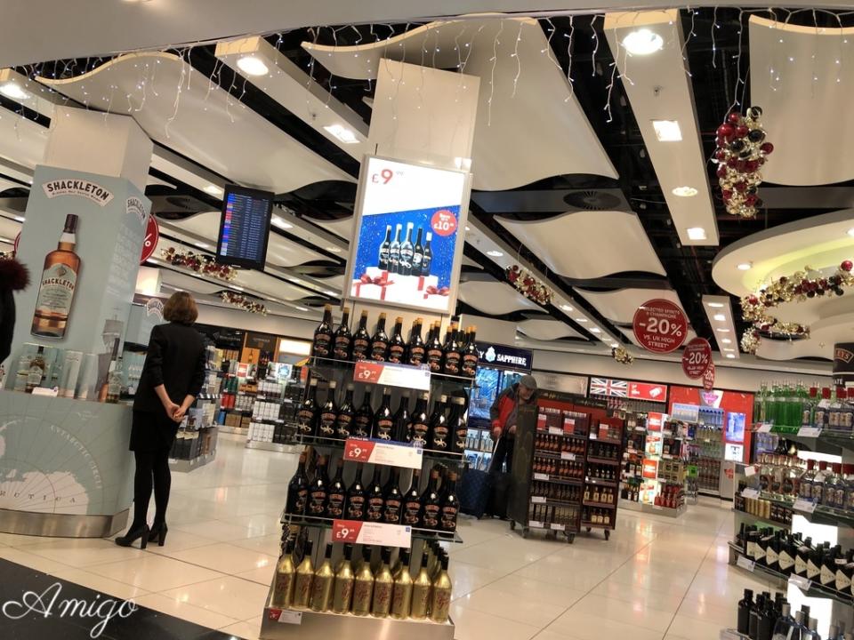 倫敦 Gatwick Airport出境免稅店