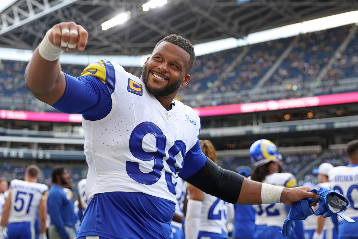 Aaron Donald Announces Retirement from Professional Football After 10-Year Career with Los Angeles Rams