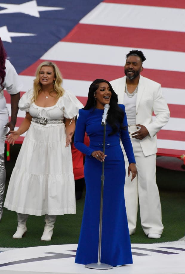 Mickey Guyton performs the National Anthem prior to the start of Super Bowl LVI between the Los Angeles Rams and Cincinnati Bengals at SoFi Stadium on Feb. 13, 2022, in Inglewood, California.<p><a href="https://www.gettyimages.com/detail/1372908050" rel="nofollow noopener" target="_blank" data-ylk="slk:Focus On Sport/Getty Images;elm:context_link;itc:0;sec:content-canvas" class="link ">Focus On Sport/Getty Images</a></p>