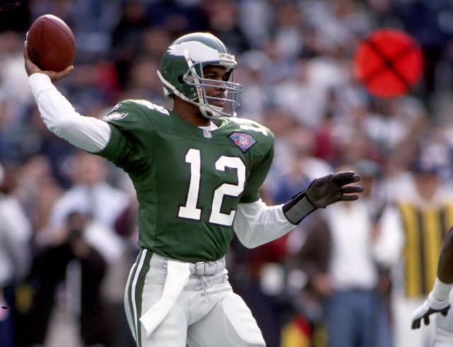 Eagles reveal Kelly green throwback uniforms