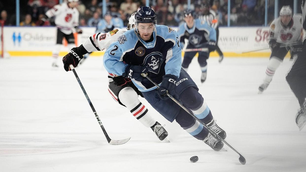 <div>(Courtesy: Milwaukee Admirals)</div>