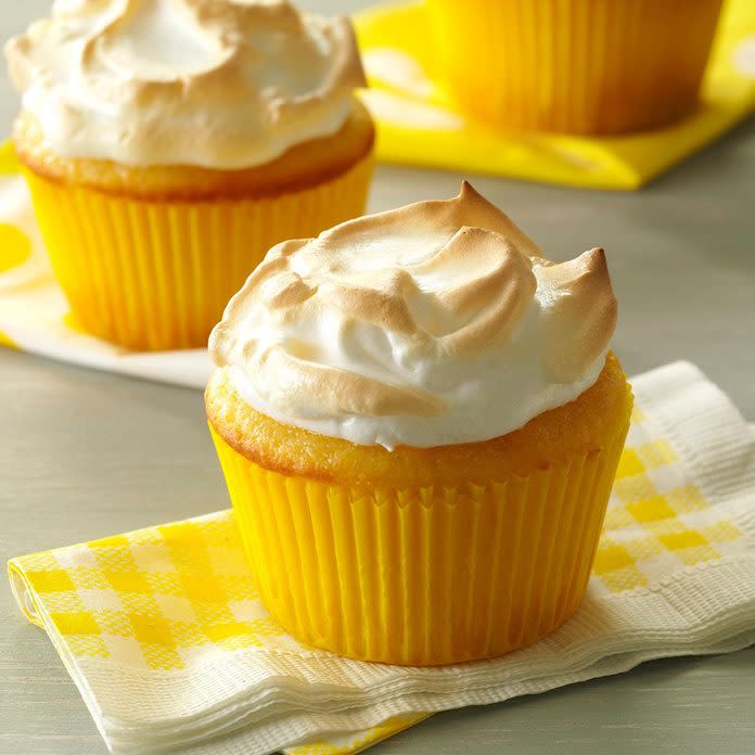 Lemon Meringue Muffins