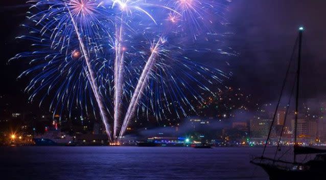 Thousands lined Hobart's waterfront for an impressive display. Source: Instagram/ lovethywalrus