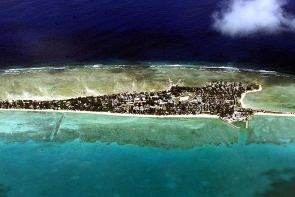 Tarawa, la capital, pasó de tener poco más de 1.600 habitantes en 1947 a más de 50.000 en la actualidad. (Foto: Getty Images).
