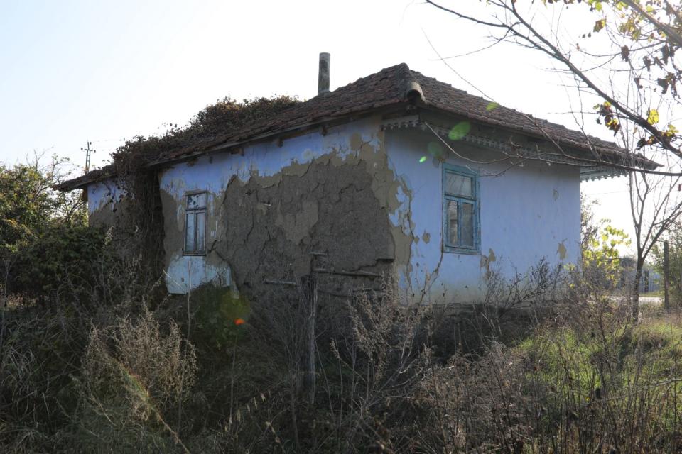 Old Cotul Morii, Moldova.