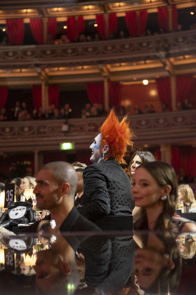 Idris Elba Honors Virgil Abloh at Fashion Awards 2021